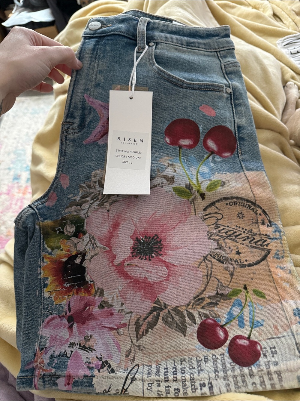 NWT Risen Slouchy Floral Print Denim Shorts size Large - Picture 3 of 5